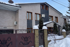 Проєкт №021 &mdash; Фасад двоповерхового будинку &mdash; Термопанелі Scandiano Beige, Brown фото